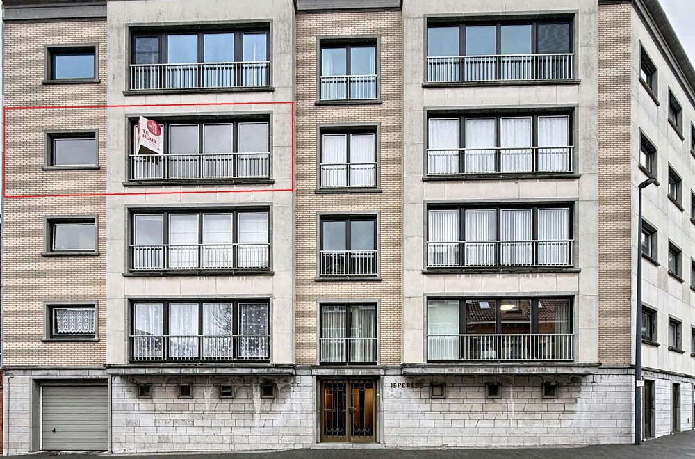 appartement-met-drie-kamers-en-garage-te-koop-in-ieper017.jpg