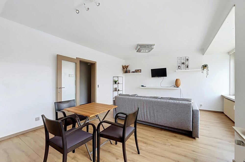 ruim-appartement-met-2-slaapkamers-en-balkon-in-aalter-004.jpg