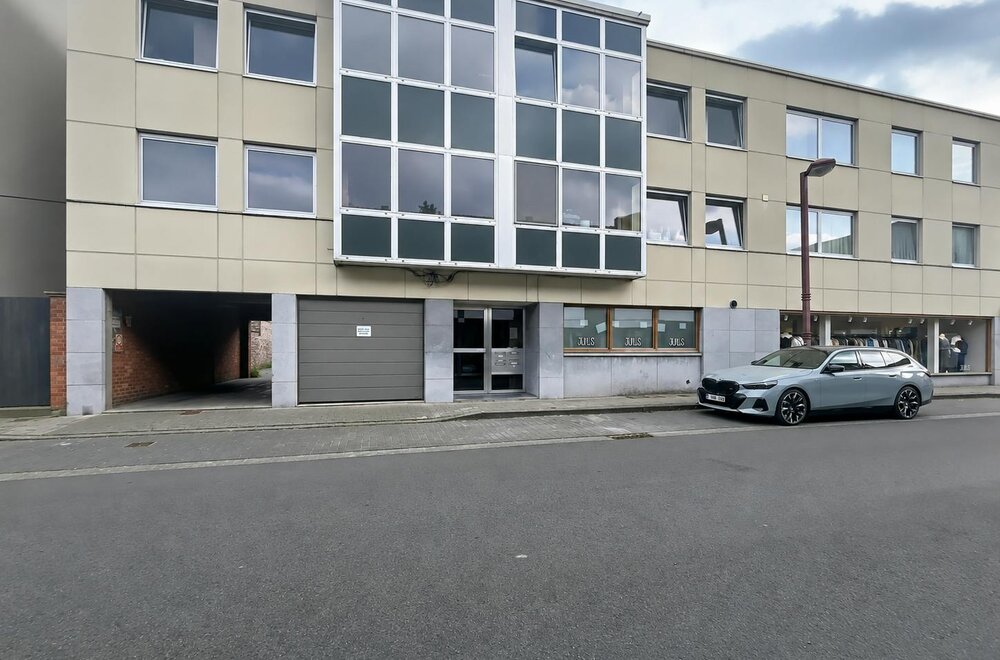 ruim-appartement-met-2-slaapkamers-en-balkon-in-aalter-013.jpg