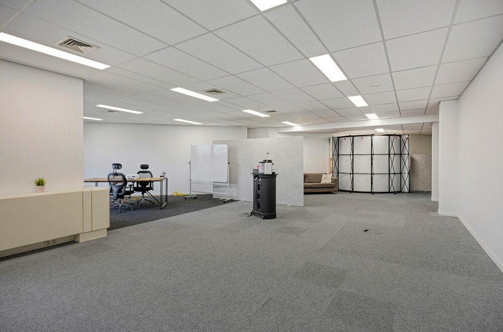 gerenoveerd-kantoor-met-6-staanplaatsen-te-koop-in-zaventem011.jpg