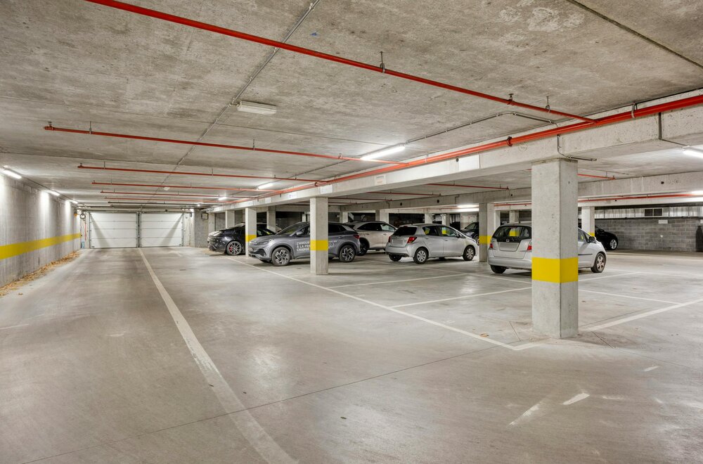 gerenoveerd-kantoor-met-6-staanplaatsen-te-koop-in-zaventem015.jpg