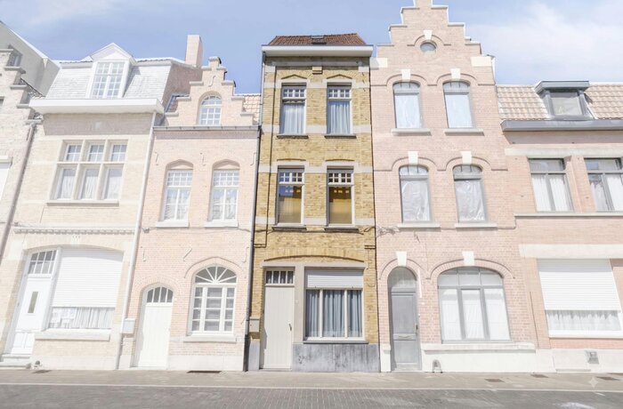 8900 Ieper