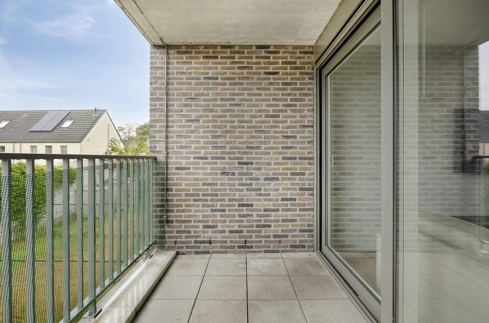 appartement-met-2-slaapkamers-2-badkamers-en-terras-te-koop-in-hoboken016.jpg