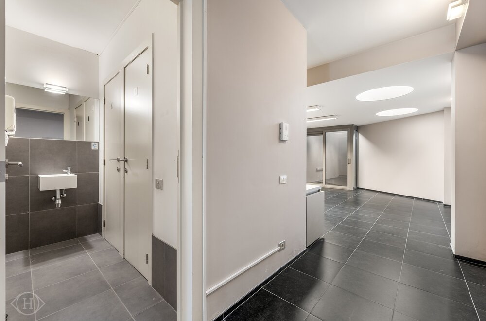 opbrengsteigendom-ruim-kantoor-duplexappartement007.jpg