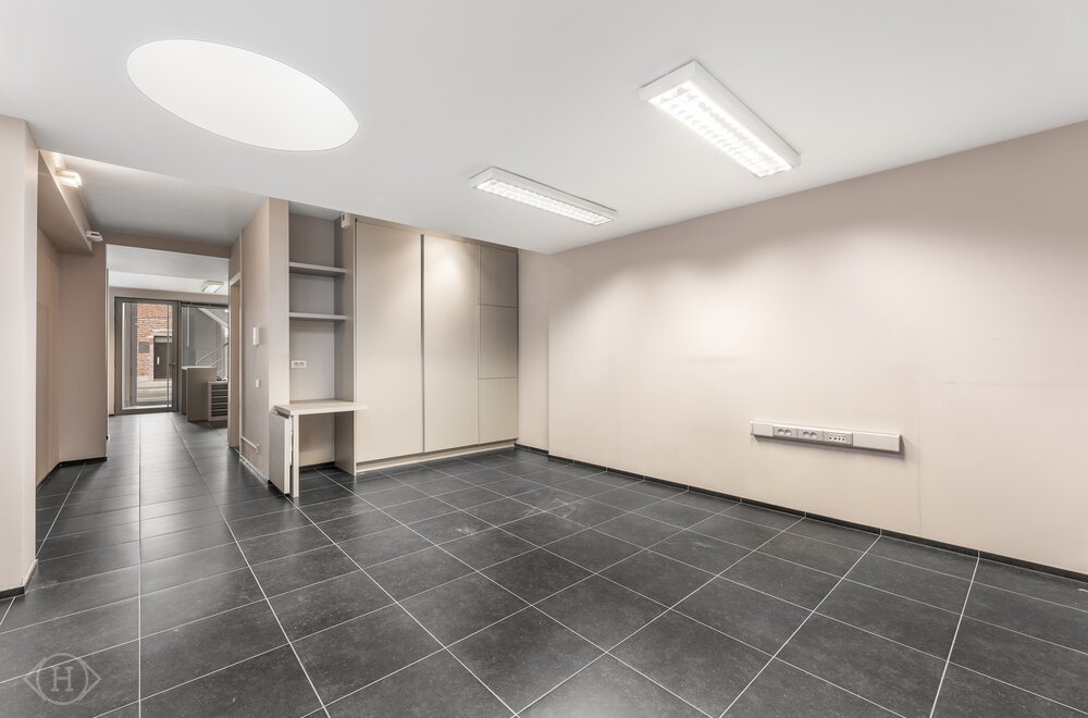 opbrengsteigendom-ruim-kantoor-duplexappartement010.jpg