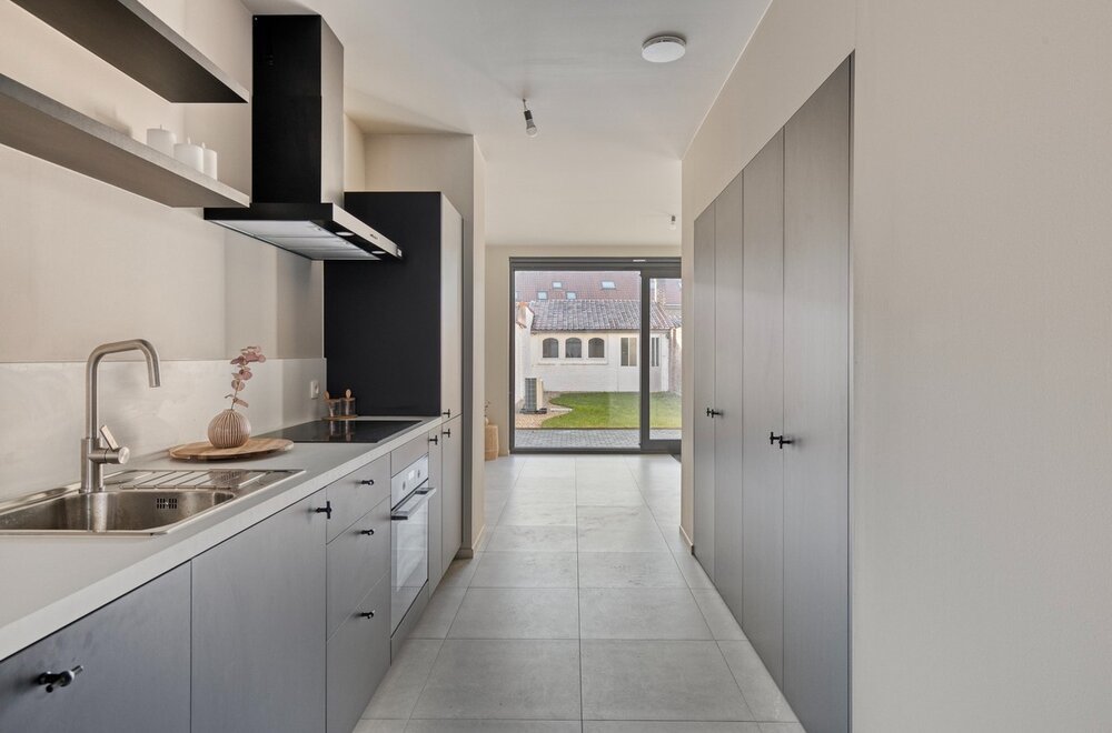 volledig-gerenoveerde-en-energiezuinige-stadswoning-te-brugge001.jpg