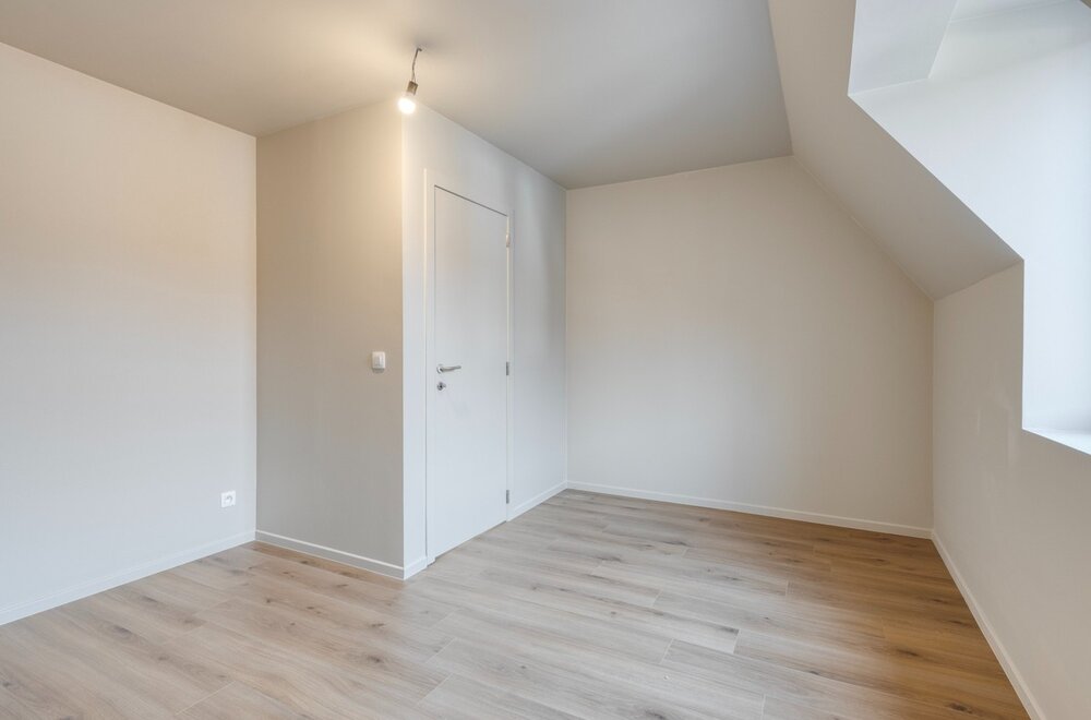 volledig-gerenoveerde-en-energiezuinige-stadswoning-te-brugge013.jpg