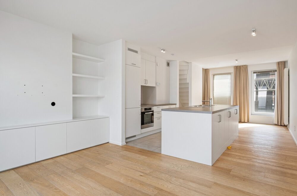 recente-instapklare-woning-met-garage-te-roeselare003.jpg