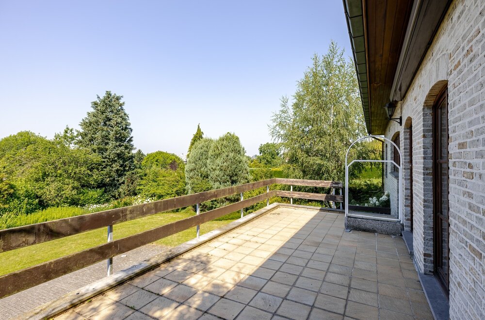 prachtige-villa-met-3-slaapkamers-op-topligging023.jpg