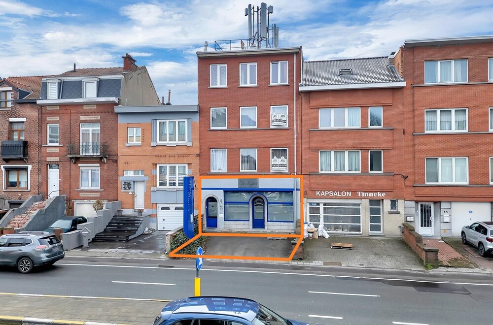 handelsgelijkvloers-2-staanplaatsen-nabij-centrum-dilbeek001.jpg