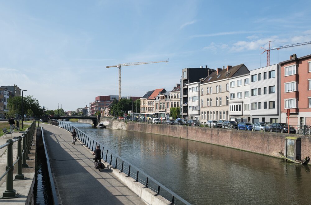 coupure-944-9000-gent010.jpg
