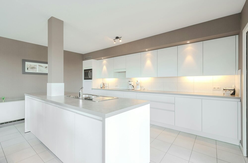 lichtrijk-hoekappartement-met-grote-terrassen-te-koop-op-topligging-006.jpg