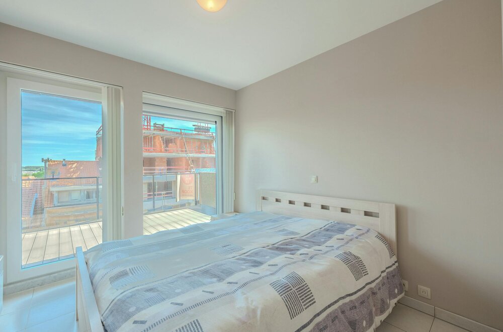 lichtrijk-hoekappartement-met-grote-terrassen-te-koop-op-topligging-012.jpg