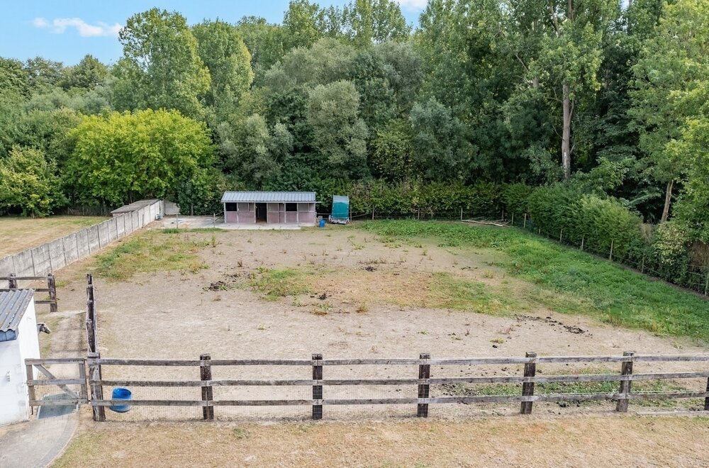 sublieme-villa-op-een-uniek-domein-van-ca-50-are033.jpg