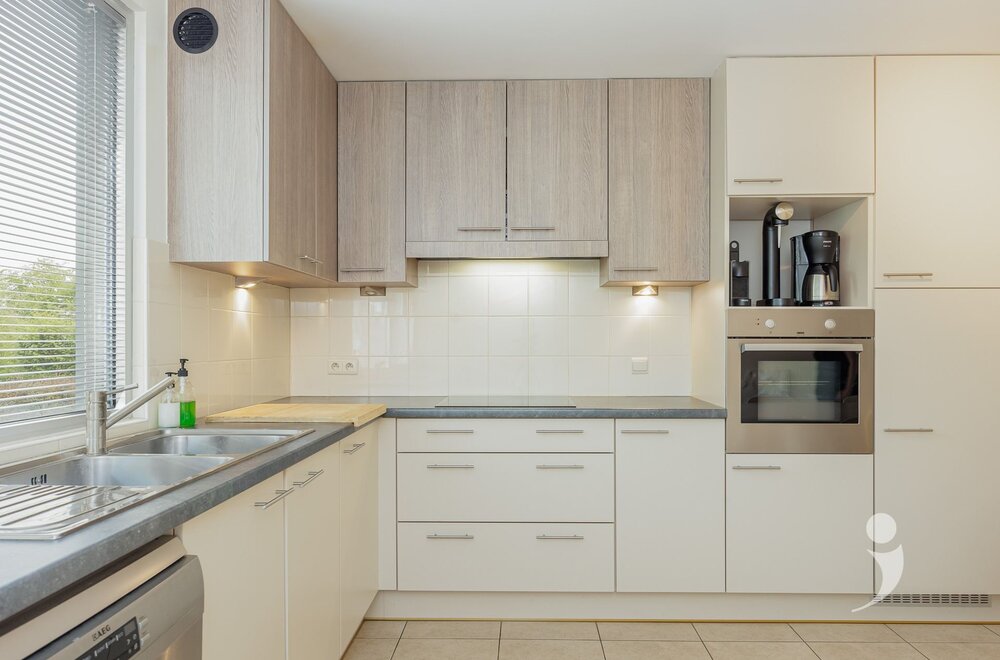 ruim-appartement-met-groot-terras-en-2-slaapkamers005.jpg