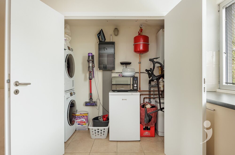 ruim-appartement-met-groot-terras-en-2-slaapkamers023.jpg