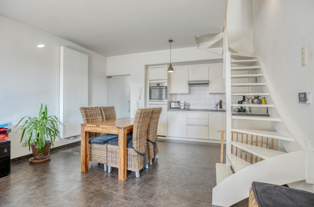 instapklaar-huis-met-4-slaapkamers-te-koop-in-kristus-koning002.jpg