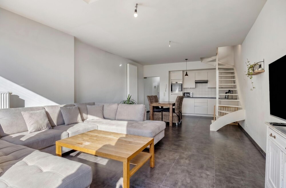 instapklaar-huis-met-4-slaapkamers-te-koop-in-kristus-koning004.jpg