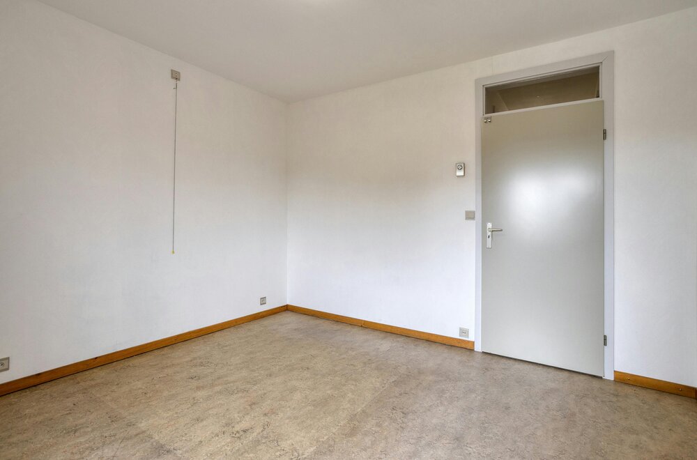 appartement-met-vier-kamers-en-garage-te-koop-in-ieper009.jpg