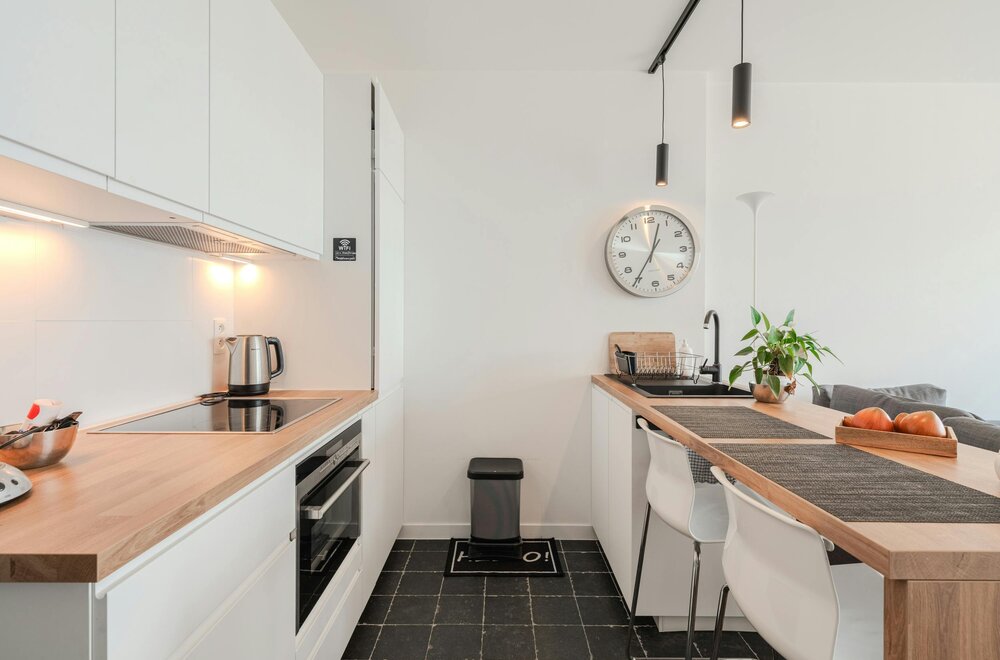 ruime-studio-met-prachtig-frontaal-zeezicht-te-middelkerke009.jpg