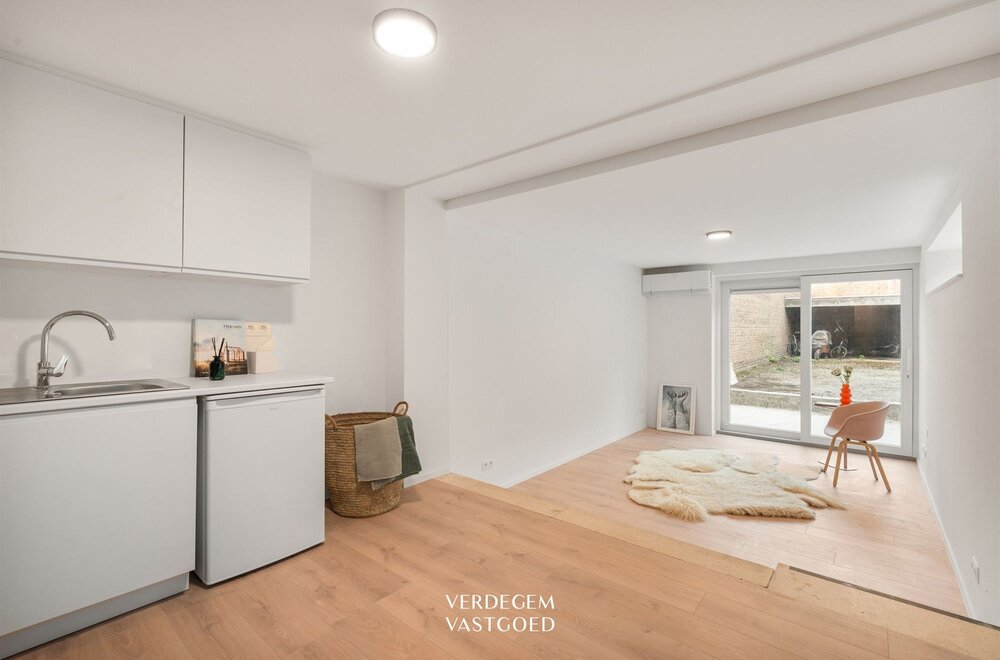 sfeervolle-studio-met-open-keuken-en-fijne-buitenruimte007.jpg
