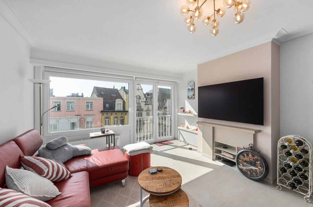 prachtig-afgewerkt-appartement-vlak-bij-de-zee002.jpg