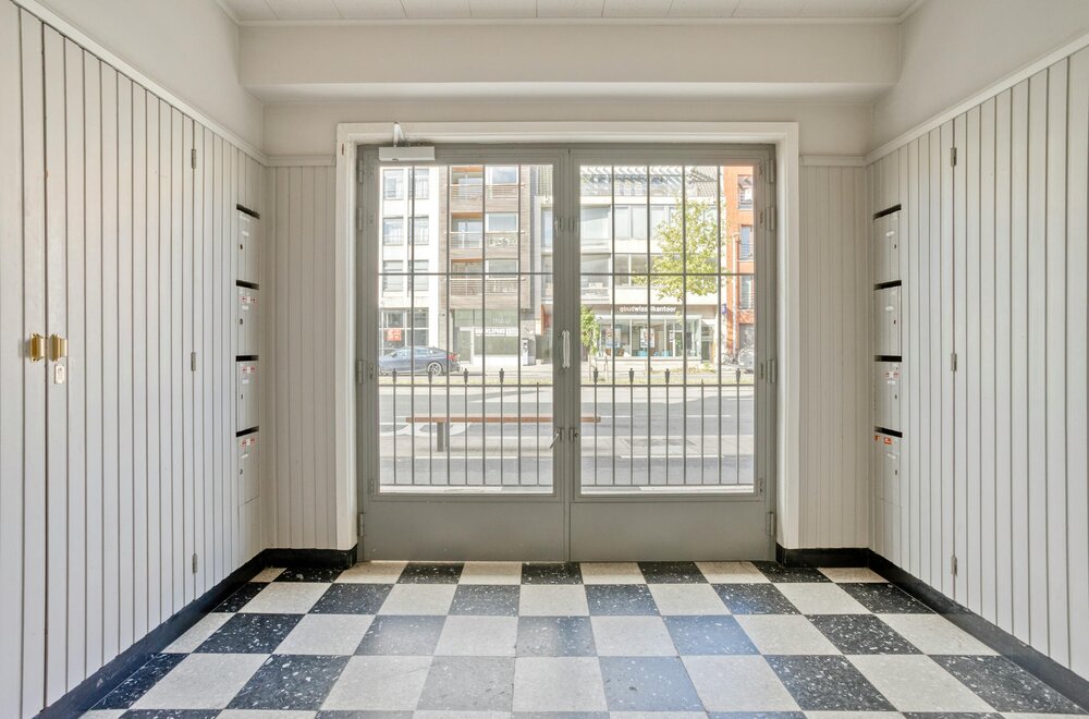 lichtrijk-appartement-met-2-slaapkamers-te-koop-in-brugge010.jpg