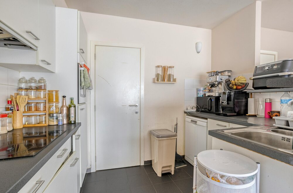 te-koop-2-slaapkamerappartement-in-sint-jans-molenbeek007.jpg