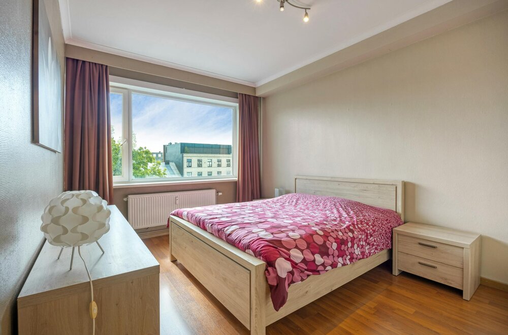 ruim-appartement-te-koop-in-centrum-antwerpen-011.jpg