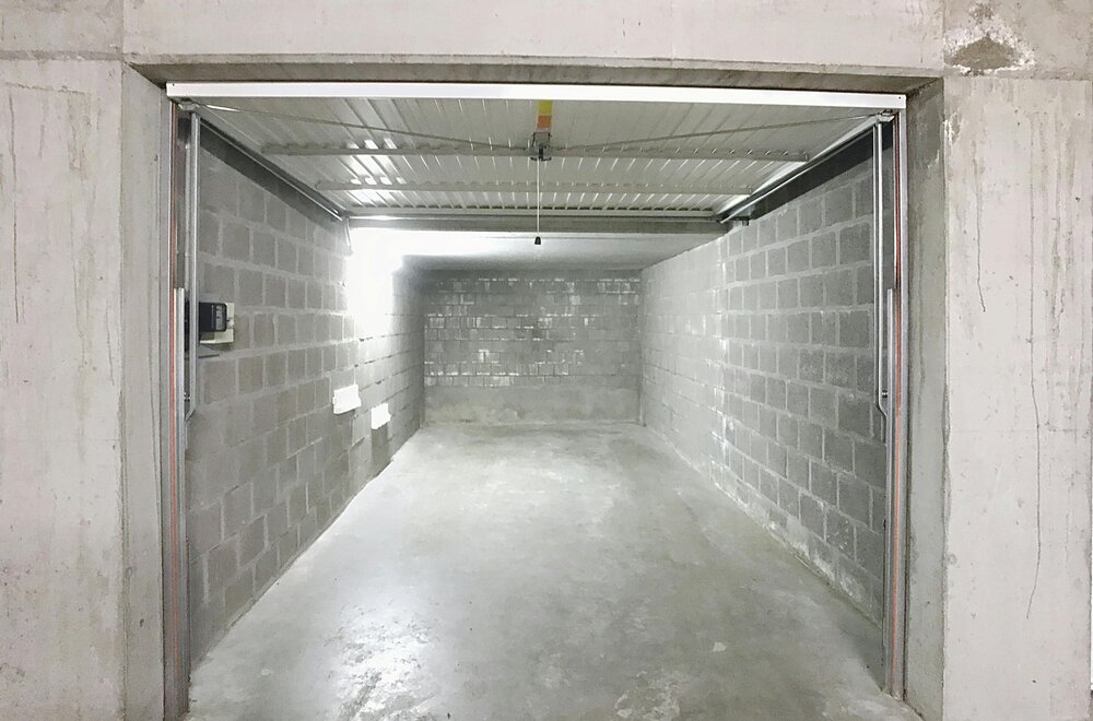goedgelegen-garagebox-te-koop-te-duinenweg-in-middelkerke-003.jpg