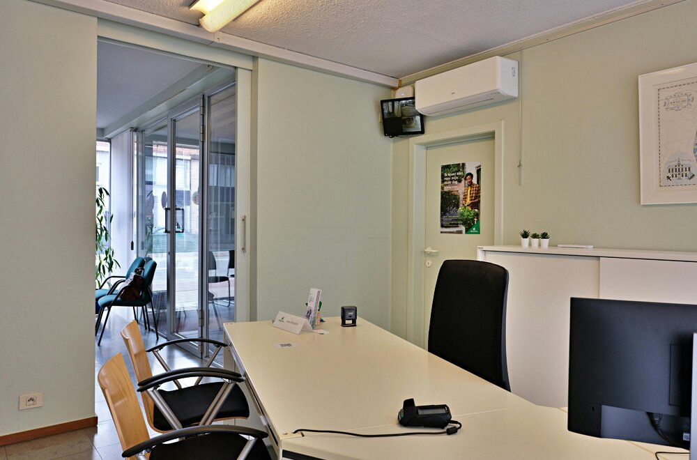 kantoor-met-loft-en-ruime-parking-te-koop-in-roeselare010.jpg