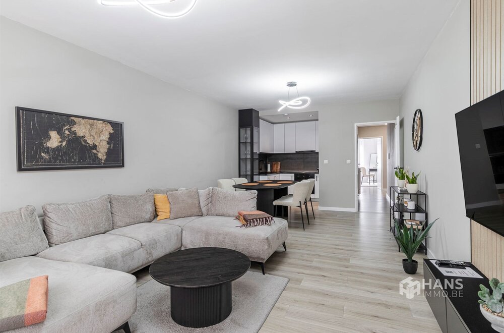 gerenoveerd-appartement-85-m-met-2-slaapkamers-garage-en-terras-3-m-in-deurne-003.jpg