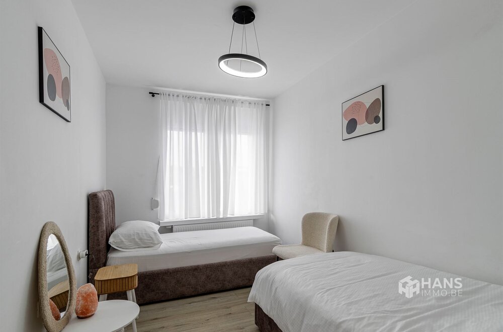 gerenoveerd-appartement-85-m-met-2-slaapkamers-garage-en-terras-3-m-in-deurne-015.jpg