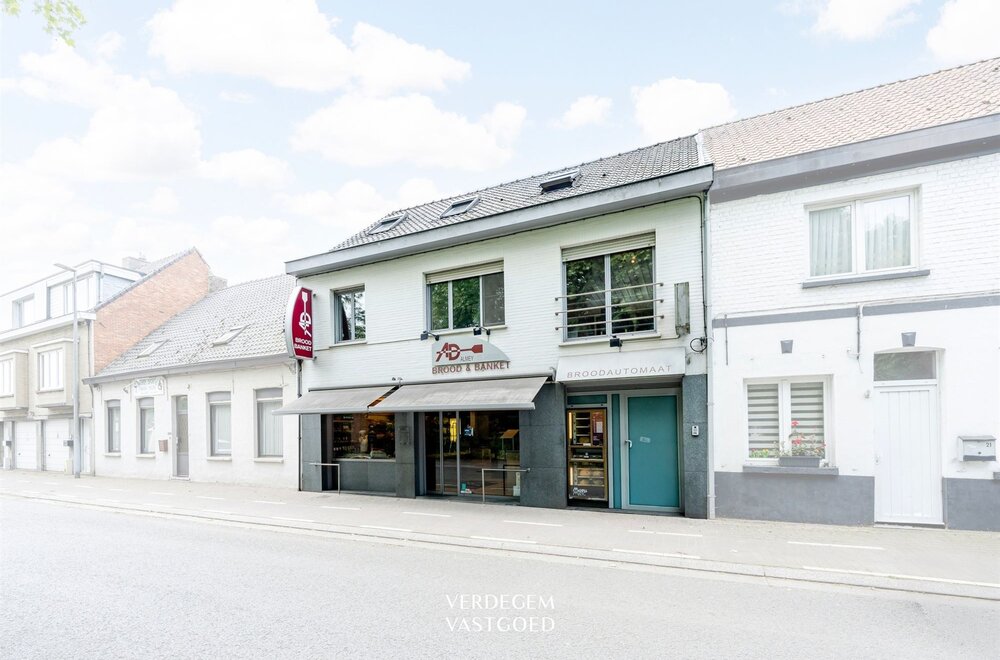 handelsruimte-met-woonst-in-het-warm-hart-van-wippelgem032.jpg