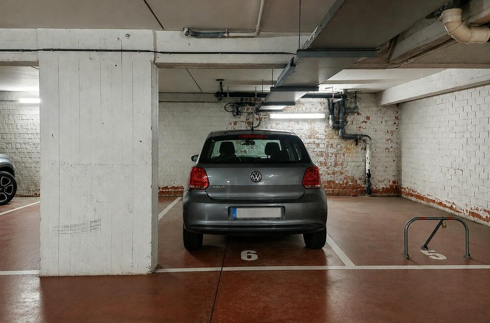 autostandplaats-te-koop-op-gunstige-locatie-aan-de-zeedijk-001.jpg