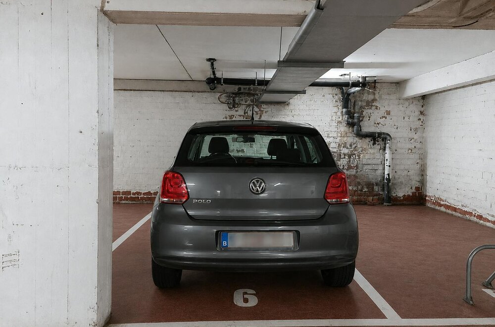 autostandplaats-te-koop-op-gunstige-locatie-aan-de-zeedijk-002.jpg