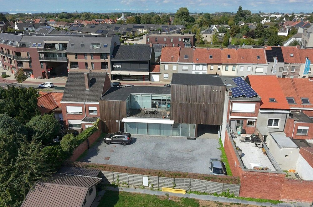 kantoor-met-loft-en-ruime-parking-te-koop-in-roeselare015.jpg