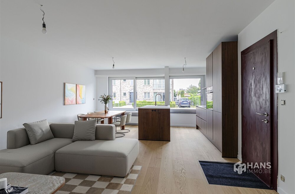 gerenoveerd-appartement-73m-met-2-slaapkamers-garage-en-tuin-in-boechout002.jpg