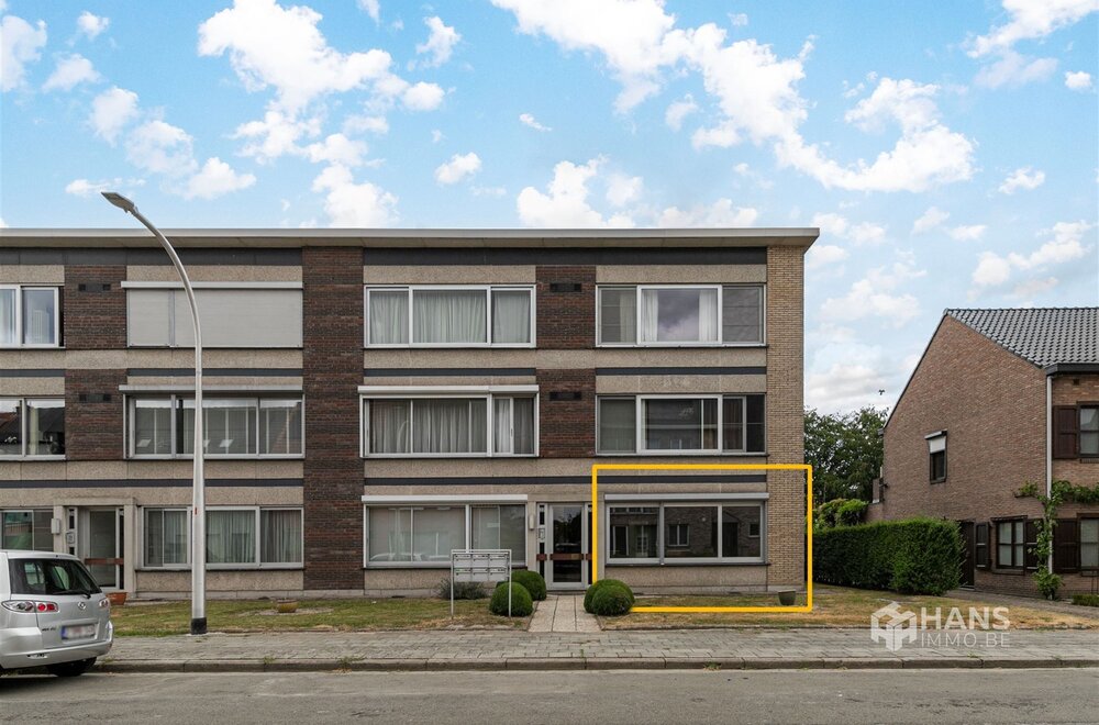 gerenoveerd-appartement-73m-met-2-slaapkamers-garage-en-tuin-in-boechout021.jpg