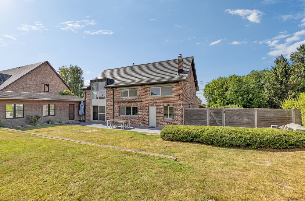 karaktervolle-woning-op-19a90ca-te-lennik024.jpg