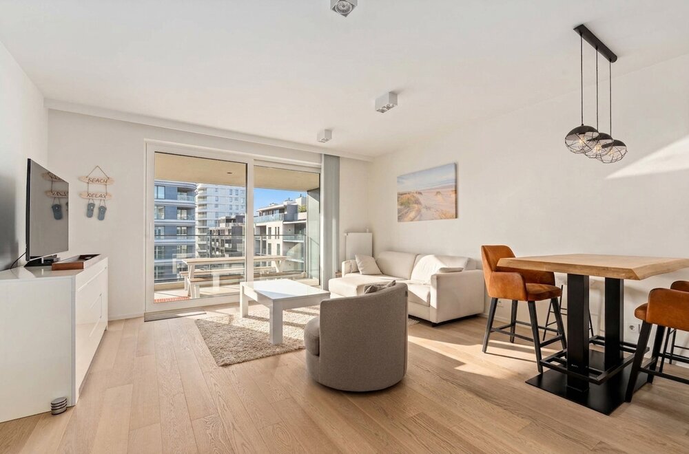 prachtige-penthouse-met-zicht-op-het-ensor-park002.jpg