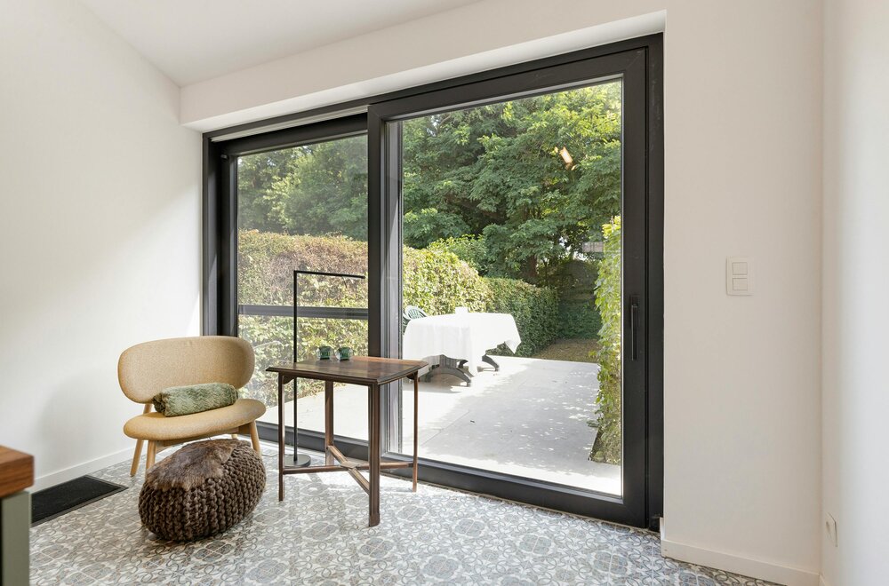 vernieuwde-woning-met-gezellige-tuin-langs-de-brugse-vesten006.jpg