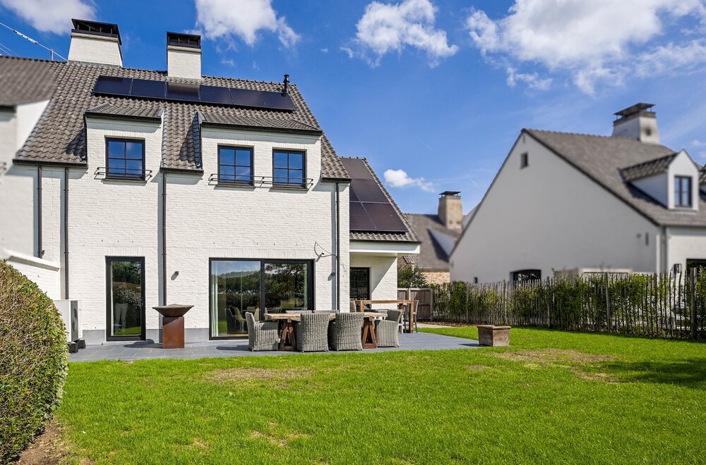 high-end-wonen-in-deze-energiezuinige-driegevelvilla-met-zuidwesttuin012.jpg