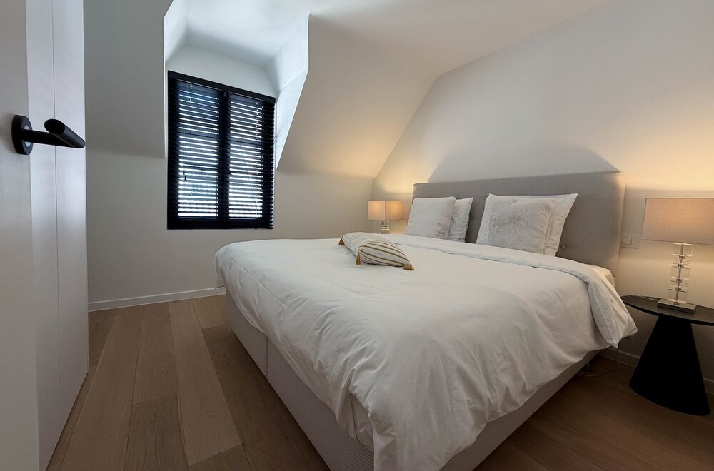 high-end-wonen-in-deze-energiezuinige-driegevelvilla-met-zuidwesttuin023.jpg