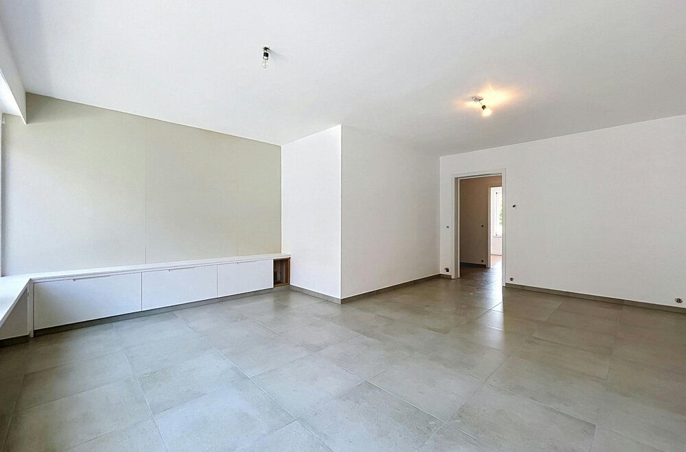 recent-gerenoveerd-appartement-te-koop-in-oudenaarde001.jpg