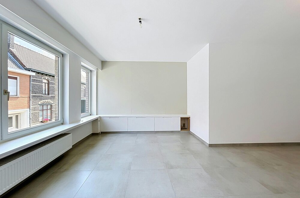 recent-gerenoveerd-appartement-te-koop-in-oudenaarde002.jpg