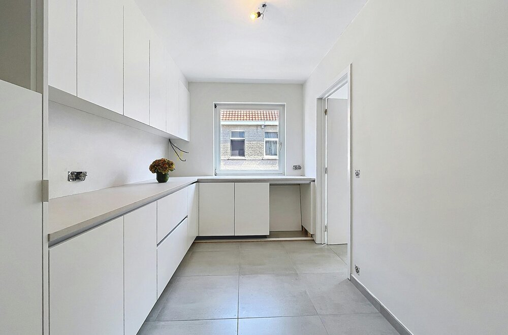 recent-gerenoveerd-appartement-te-koop-in-oudenaarde004.jpg