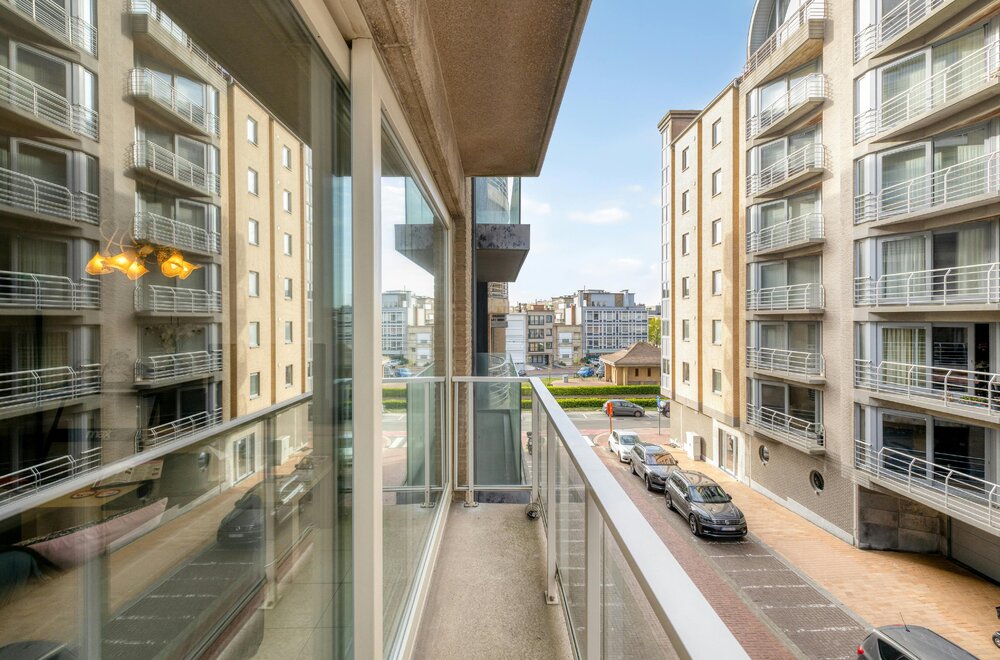 appartement-met-twee-slaapkamers-te-koop-in-blankenberge014.jpg