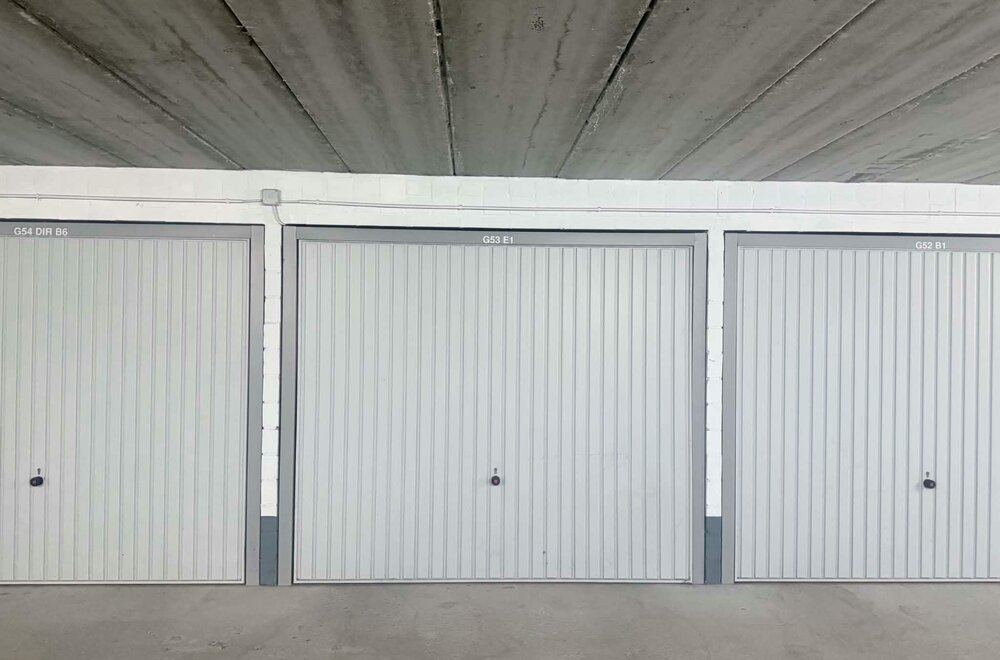 goed-gelegen-garagebox-te-koop-onder-zeedijk-middelkerke-001.jpg