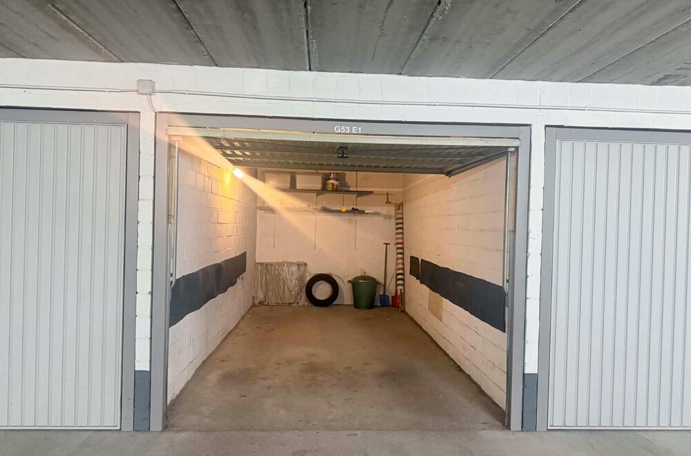 goed-gelegen-garagebox-te-koop-onder-zeedijk-middelkerke-003.jpg